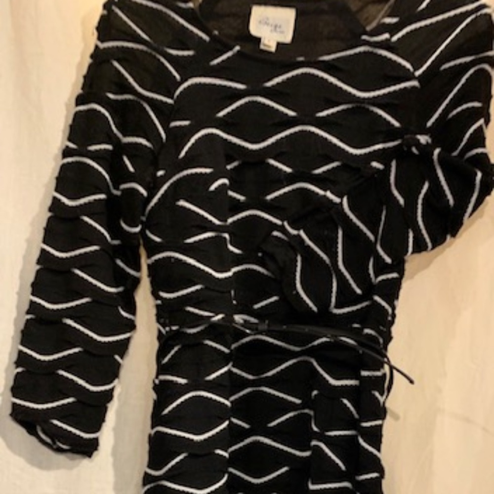 BEIGE by ECI Black Dress with White Pattern. Size4